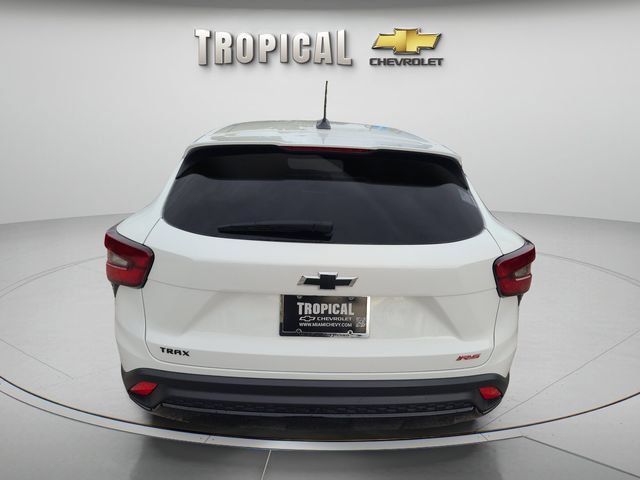 New 2026 Chevrolet Trax RS FWD image 4