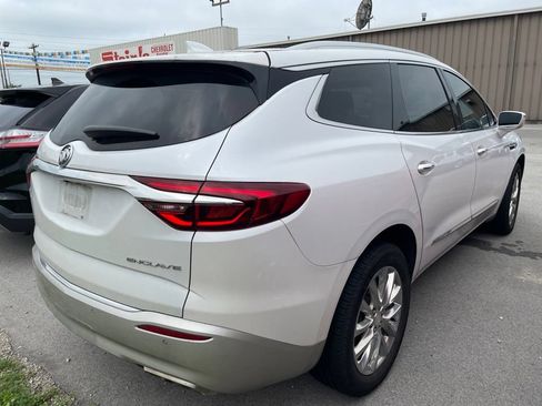 Used 2019 Buick Enclave Premium w/ Experience Buick Package FWD image 11