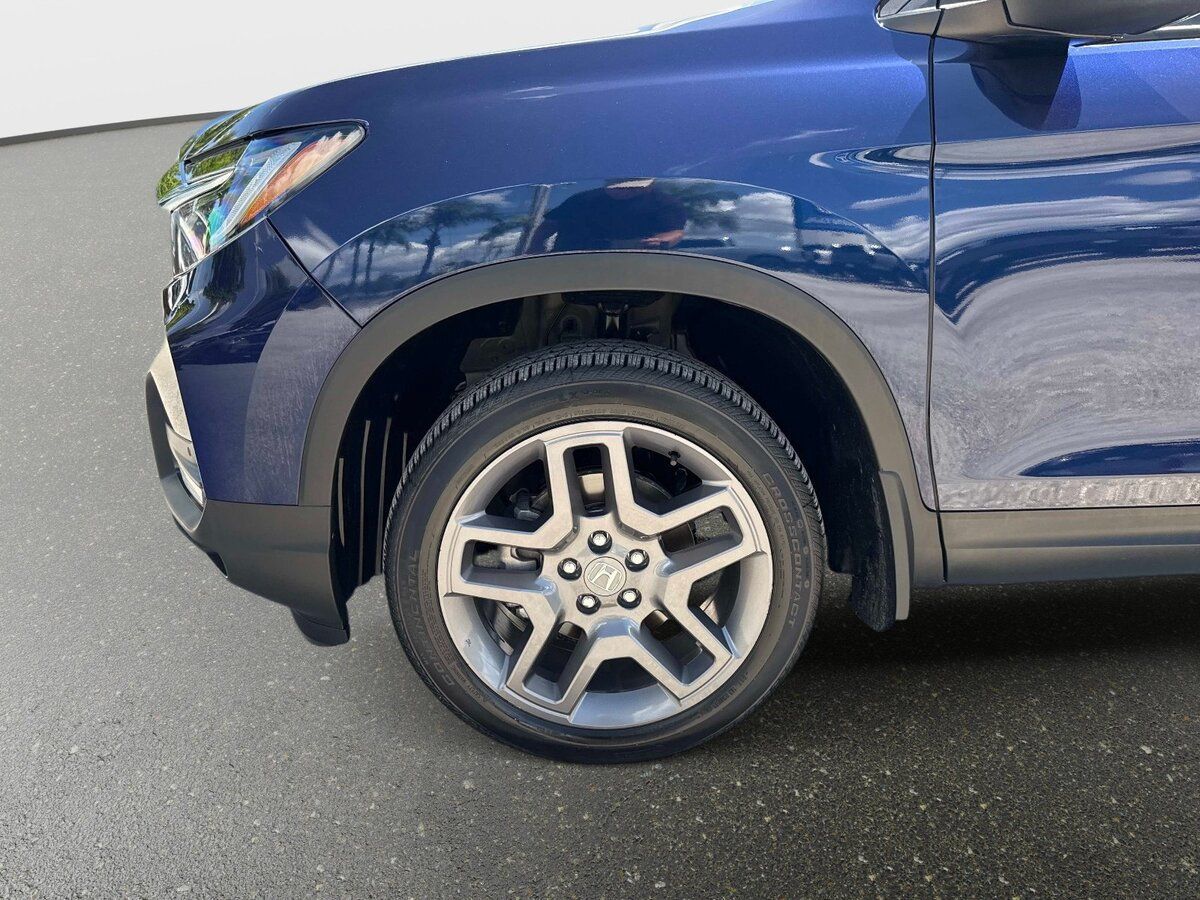 Used 2023 Honda Passport EX-L image 10