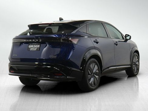 Used 2025 Nissan Ariya AWD image 5