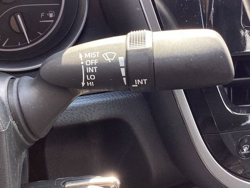 Used 2024 Toyota Camry SE FWD image 25