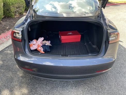 Used 2023 Tesla Model 3 Standard Range RWD image 5