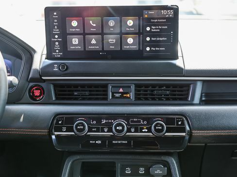 Certified 2026 Honda Pilot Sport image 3