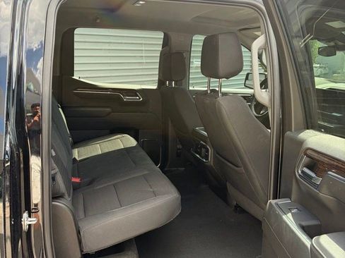 Used 2024 GMC Sierra 1500 Elevation w/ Preferred Package AWD/4WD image 11