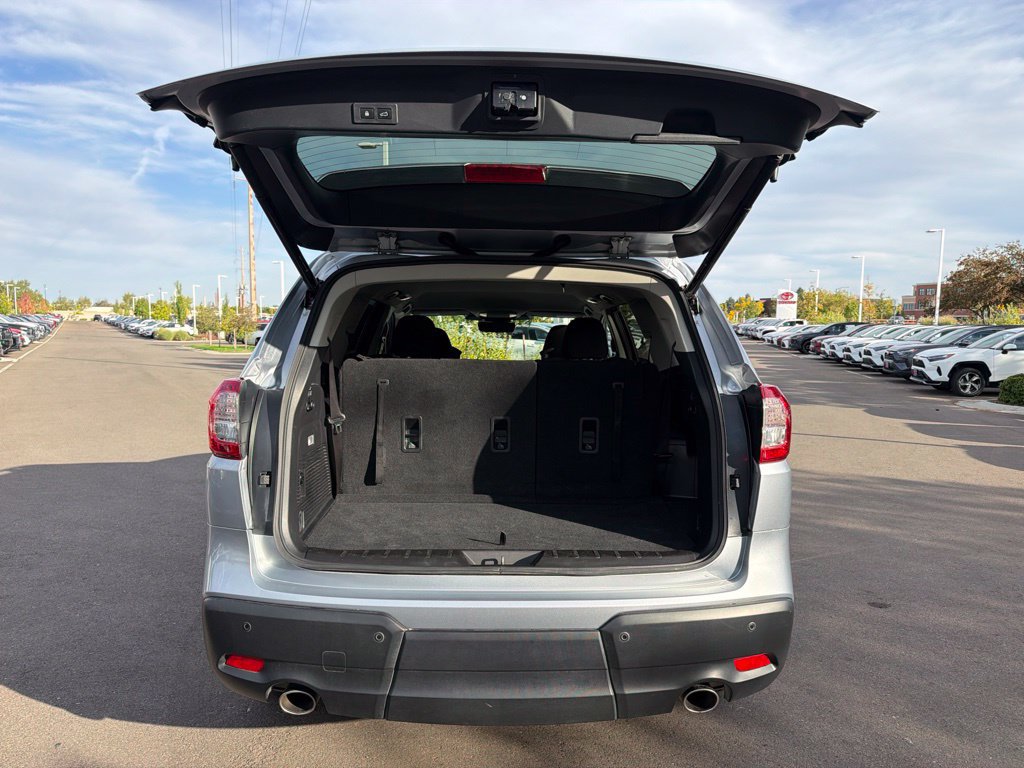 Used 2025 Subaru Ascent Premium AWD/4WD image 18