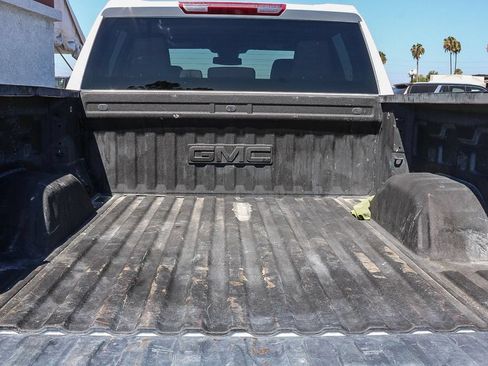 Used 2025 GMC Sierra 1500 AT4 AWD/4WD image 26