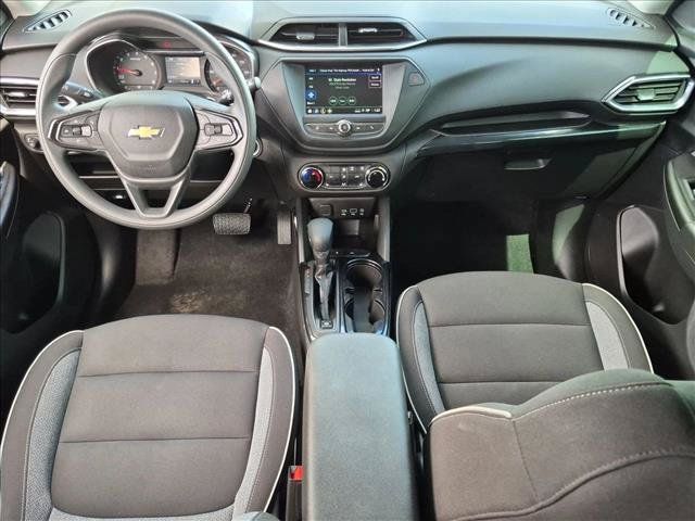 Used 2023 Chevrolet TrailBlazer LT FWD image 23