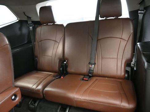 Used 2021 Buick Enclave Avenir w/ Avenir Technology Package image 42