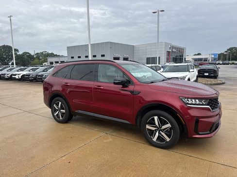 Used 2022 Kia Sorento EX FWD image 12