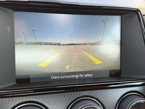 Used 2018 Jaguar F-TYPE R-Dynamic image 8