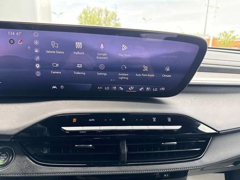 Used 2026 Buick Enclave Avenir w/ Super Cruise Package AWD/4WD image 48