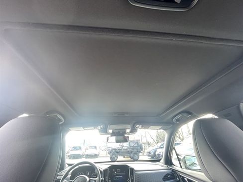 Used 2025 Subaru Forester Limited image 21