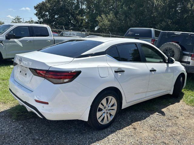 Used 2024 Nissan Sentra S FWD image 14