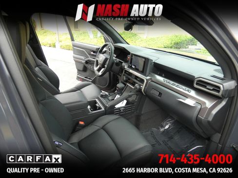 Used 2025 Toyota Tacoma TRD Off-Road image 31