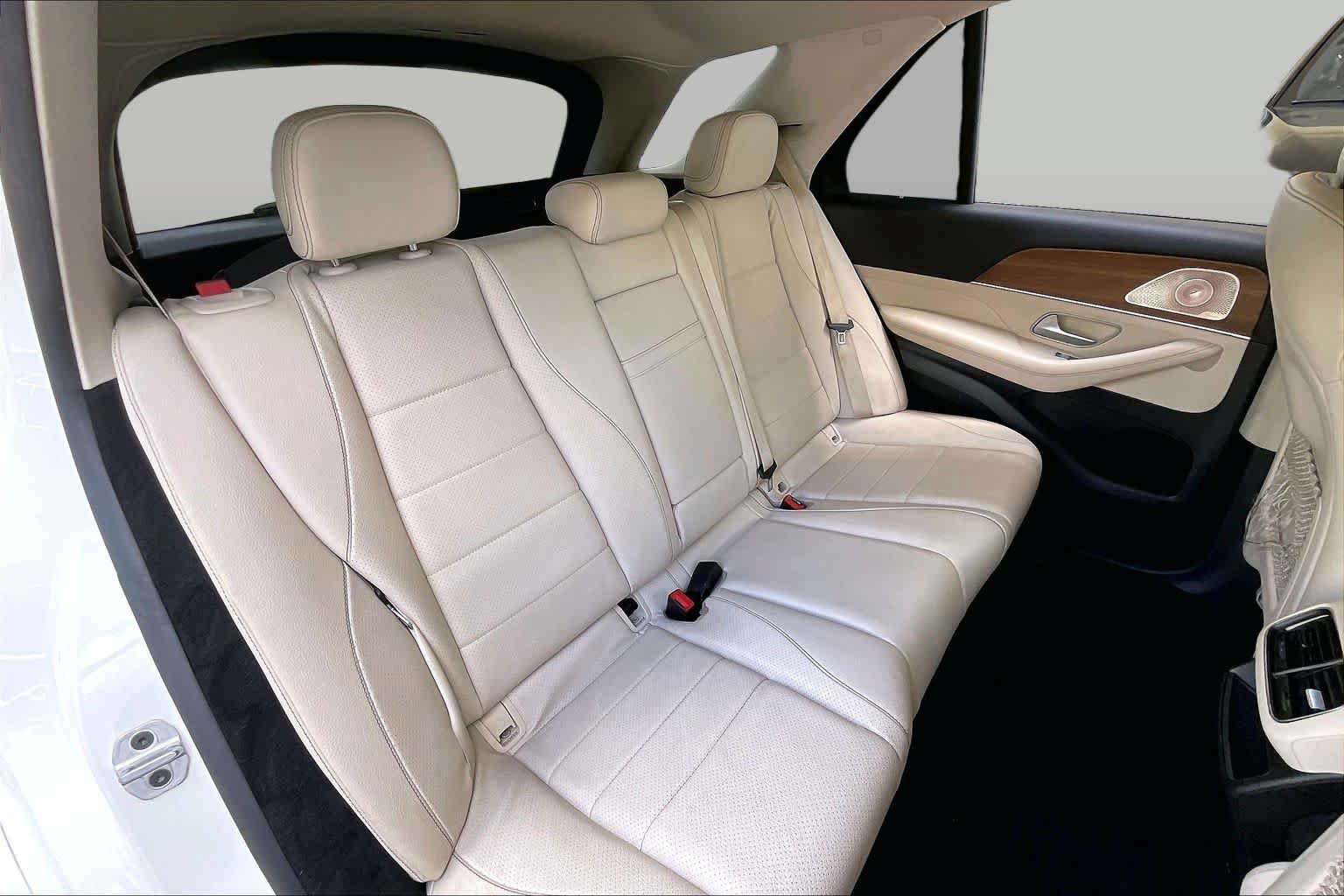 Used 2021 Mercedes-Benz GLE 350 4MATIC image 18