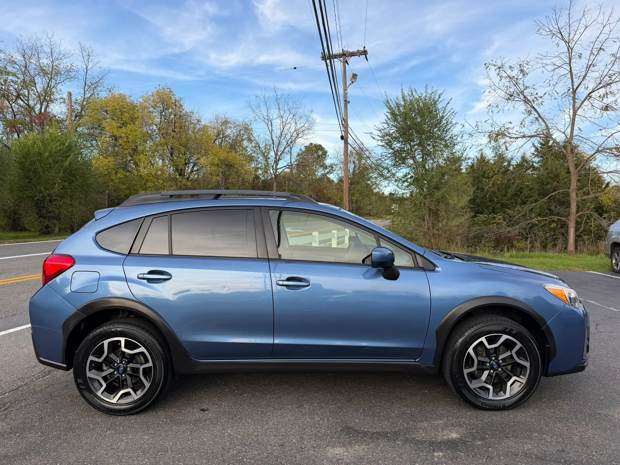Used 2016 Subaru Crosstrek 2.0i Premium AWD/4WD image 7