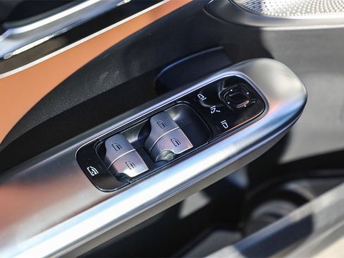 Used 2024 Mercedes-Benz C 43 AMG 4MATIC Sedan image 29