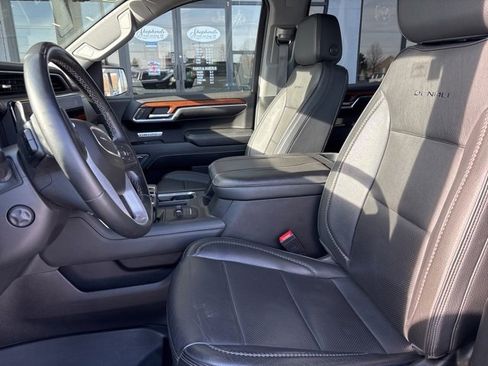 Used 2023 GMC Sierra 1500 Denali w/ Denali Reserve Package image 5
