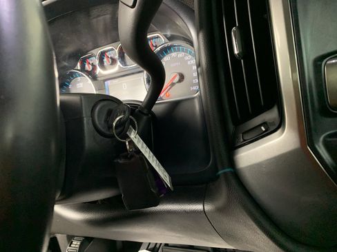 Used 2019 Chevrolet Silverado 1500 LT image 18