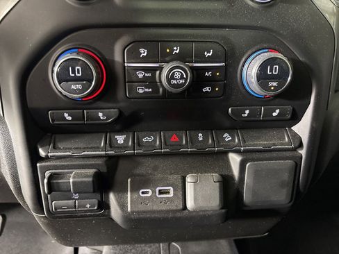 Used 2023 Chevrolet Silverado 2500 LT w/ Convenience Package AWD/4WD image 15