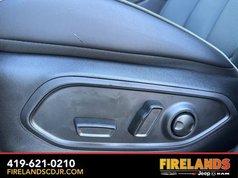 Used 2025 Jeep Wagoneer S Limited image 22