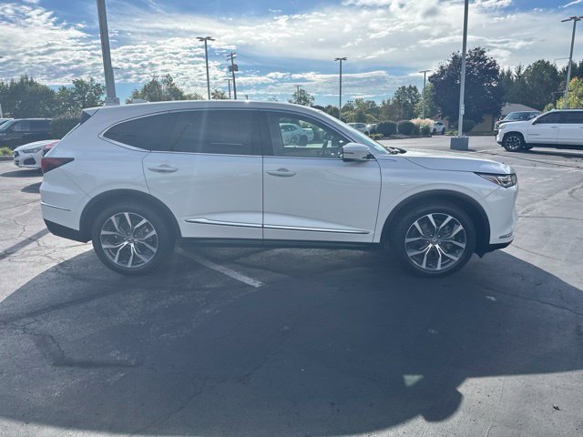 Certified 2024 Acura MDX w/ Technology Package AWD/4WD image 3