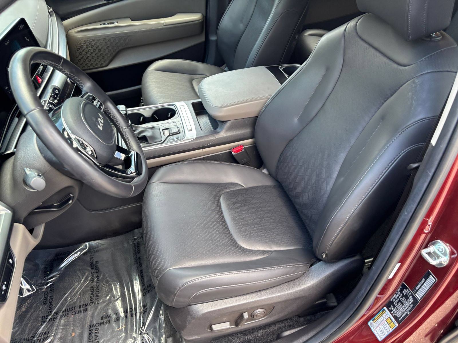 Used 2026 Kia Carnival FWD image 38