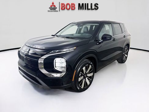 New 2026 Mitsubishi Outlander SE image 3