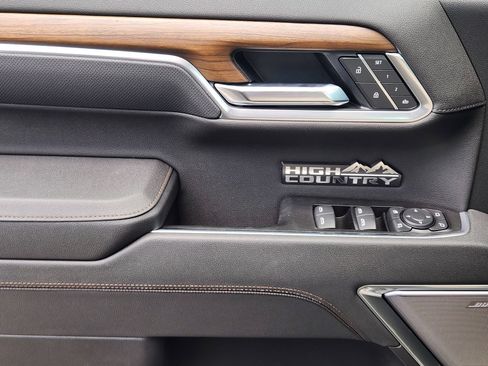 New 2026 Chevrolet Silverado 1500 High Country w/ Midnight Edition AWD/4WD image 22