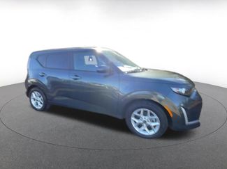 Used 2025 Kia Soul LX w/ LX Technology Package video 2