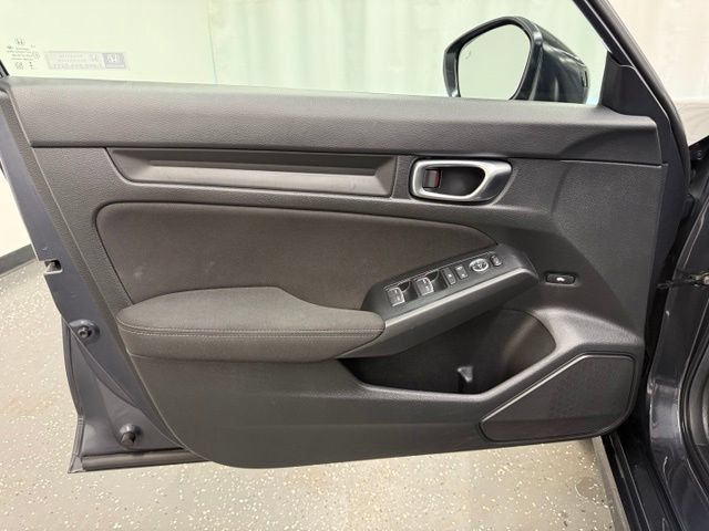 Used 2025 Honda Civic Sport image 10