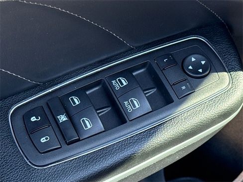 Used 2023 Dodge Charger Scat Pack w/ Plus Group image 21