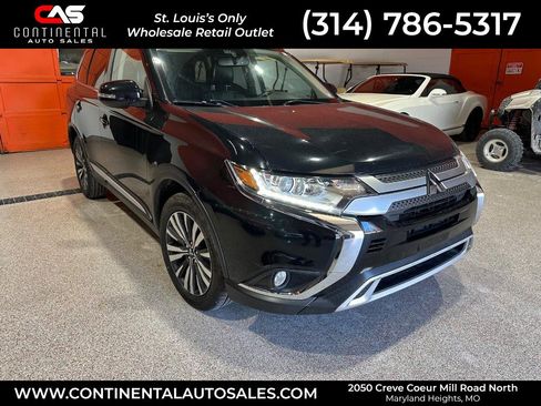 Used 2020 Mitsubishi Outlander SEL image 1