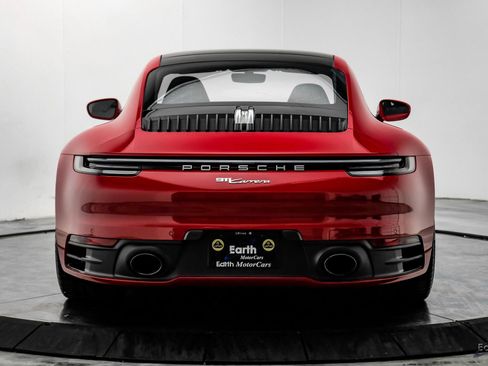 Used 2024 Porsche 911 Carrera w/ Premium Package image 10