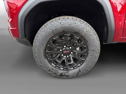 New 2026 GMC Canyon Elevation w/ Convenience Package image 9