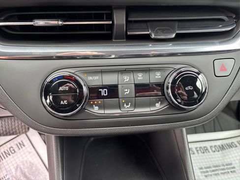 Used 2024 Buick Envista Preferred w/ Convenience I Package image 30