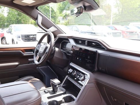 Used 2023 GMC Sierra 1500 Denali w/ Denali Reserve Package AWD/4WD image 44