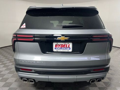 New 2026 Chevrolet Traverse LT w/ Driver Confidence Package AWD/4WD image 5
