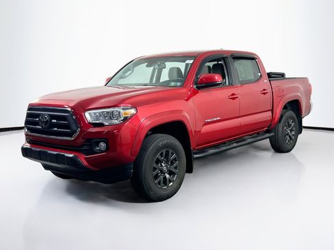 Used 2022 Toyota Tacoma SR5 image 1