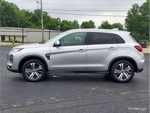 Used 2025 Mitsubishi Outlander Sport SE AWD/4WD image 15