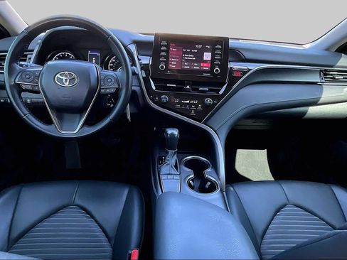 Used 2023 Toyota Camry SE FWD image 14