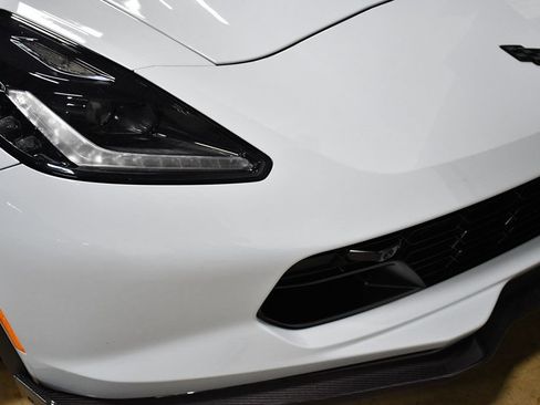 Used 2018 Chevrolet Corvette Grand Sport w/ Carbon 65 Edition RWD image 5