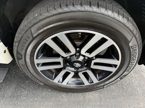 Used 2016 Toyota 4Runner Limited AWD/4WD image 47