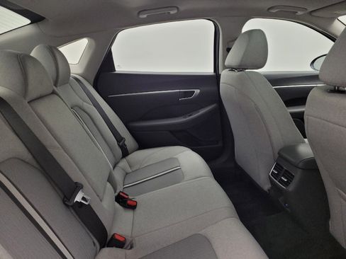 Used 2021 Hyundai Sonata SEL w/ Convenience Package FWD image 19