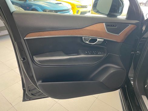 Used 2016 Volvo XC90 T8 Inscription w/ Vision Package image 15