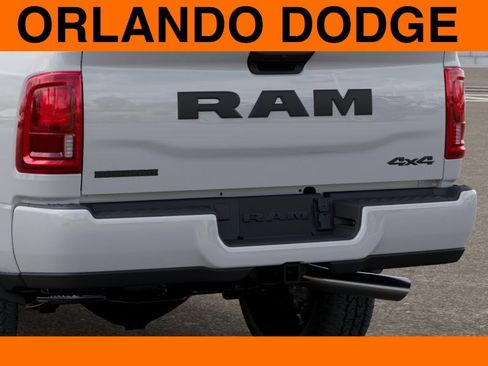 New 2026 RAM 2500 Big Horn AWD/4WD image 13
