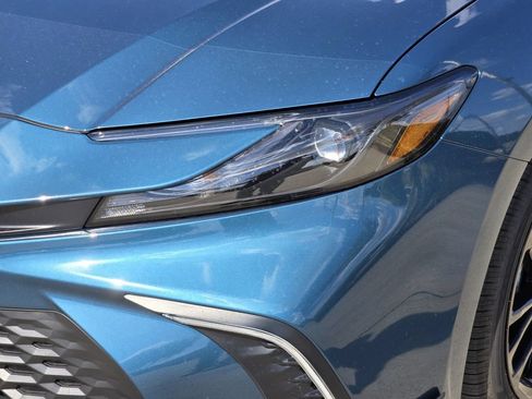 New 2026 Toyota Camry SE w/ Convenience Package FWD image 6
