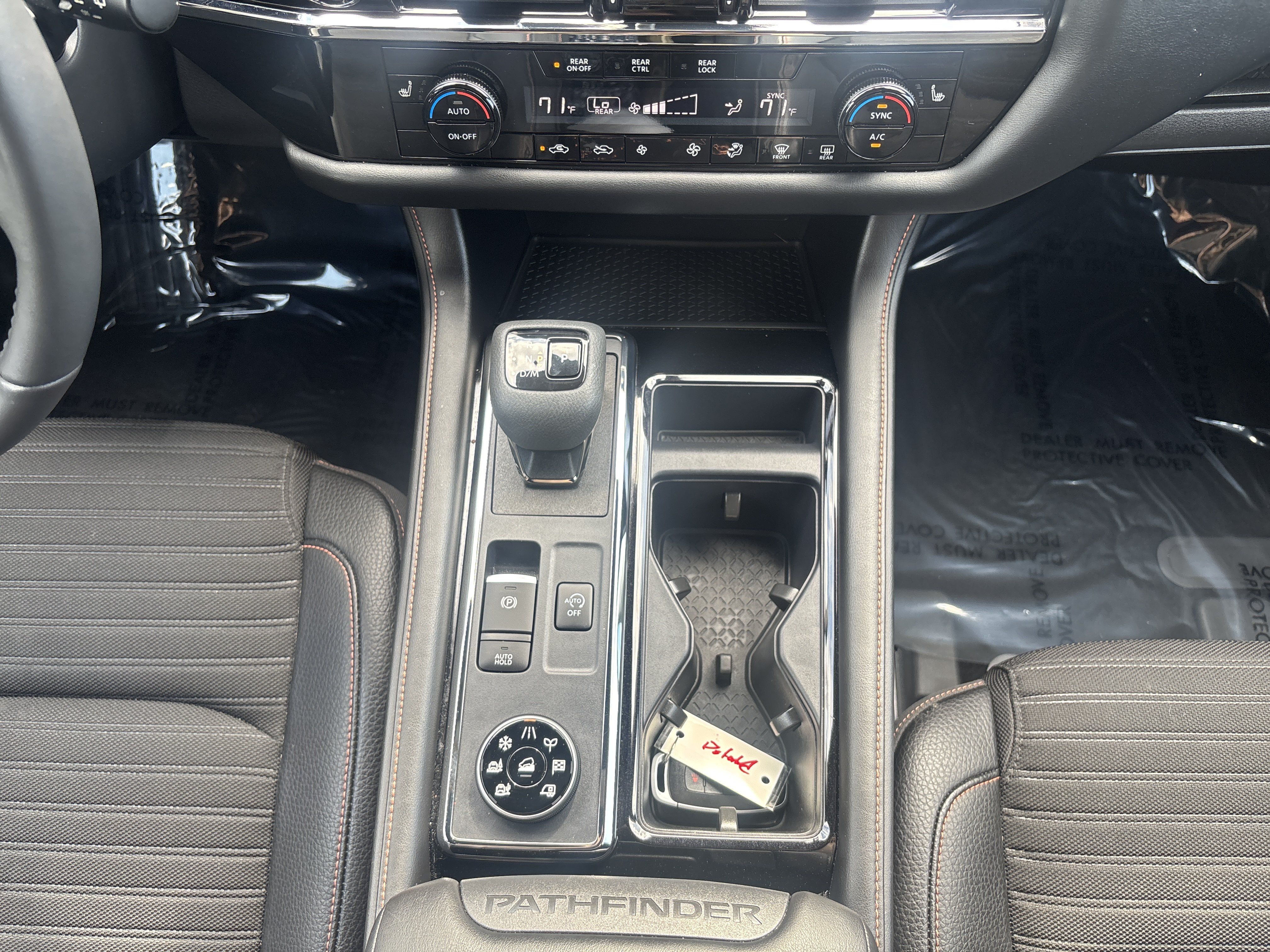 Used 2024 Nissan Pathfinder Rock Creek AWD/4WD image 12