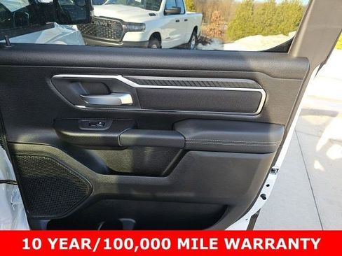 New 2026 RAM 1500 4x4 Crew Cab image 17