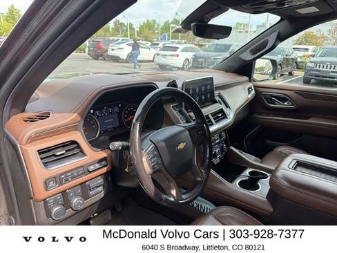 Used 2021 Chevrolet Suburban High Country w/ Premium Package AWD/4WD image 5